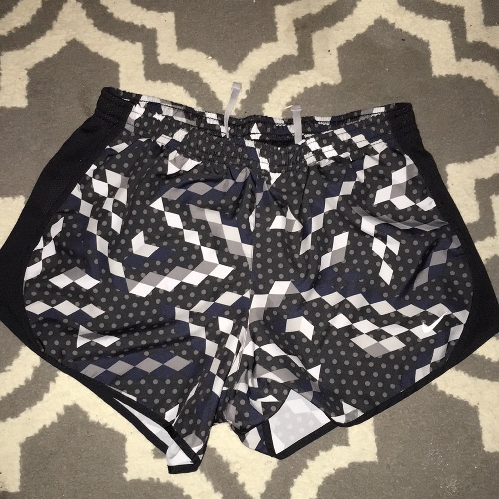 lightly worn nike shorts